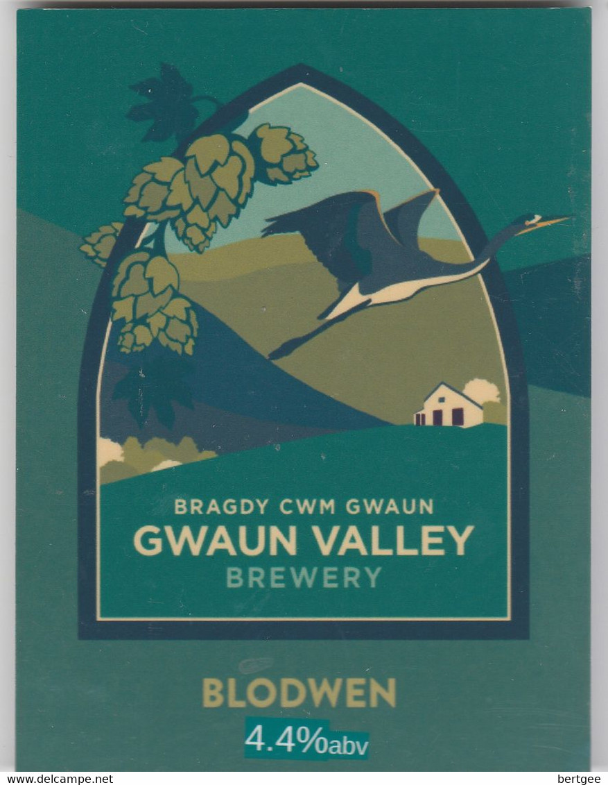 GWAUN BREWERY (FISHGUARD, WALES) - BLODWEN - PUMP CLIP FRONT - Letreros