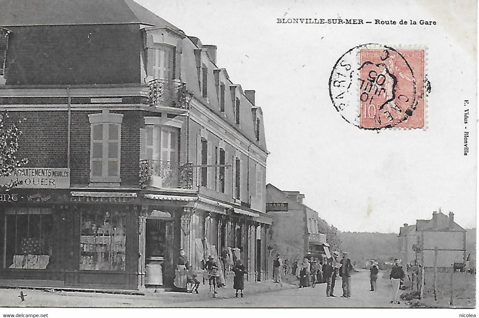 14 - CALVADOS - BLONVILLE Sur MER - Route De La Gare Animée :épicerie ,charcuterie Bernard CPA 1905 édit. Vidus T.B.E. - Other & Unclassified