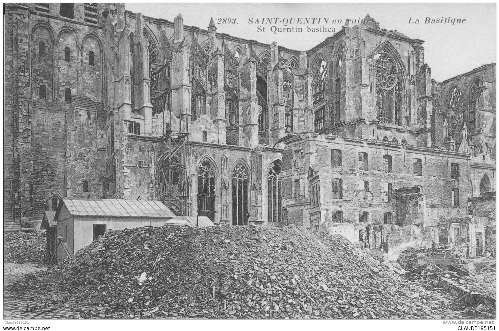 SAINT QUENTIN EN RUINE  LA BASILIQUE - St. Quentin En Yvelines