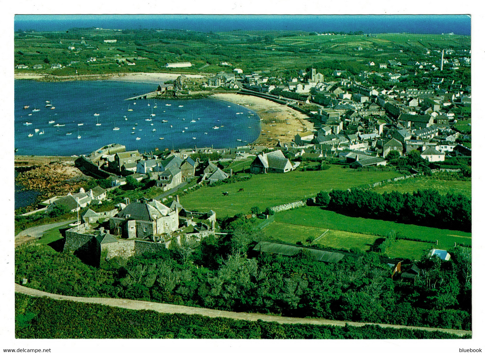 Ref 1462 - Postcard - The Star Castle Overlooking The Harbour - St Mary's - Isles Of Scilly - Scilly Isles