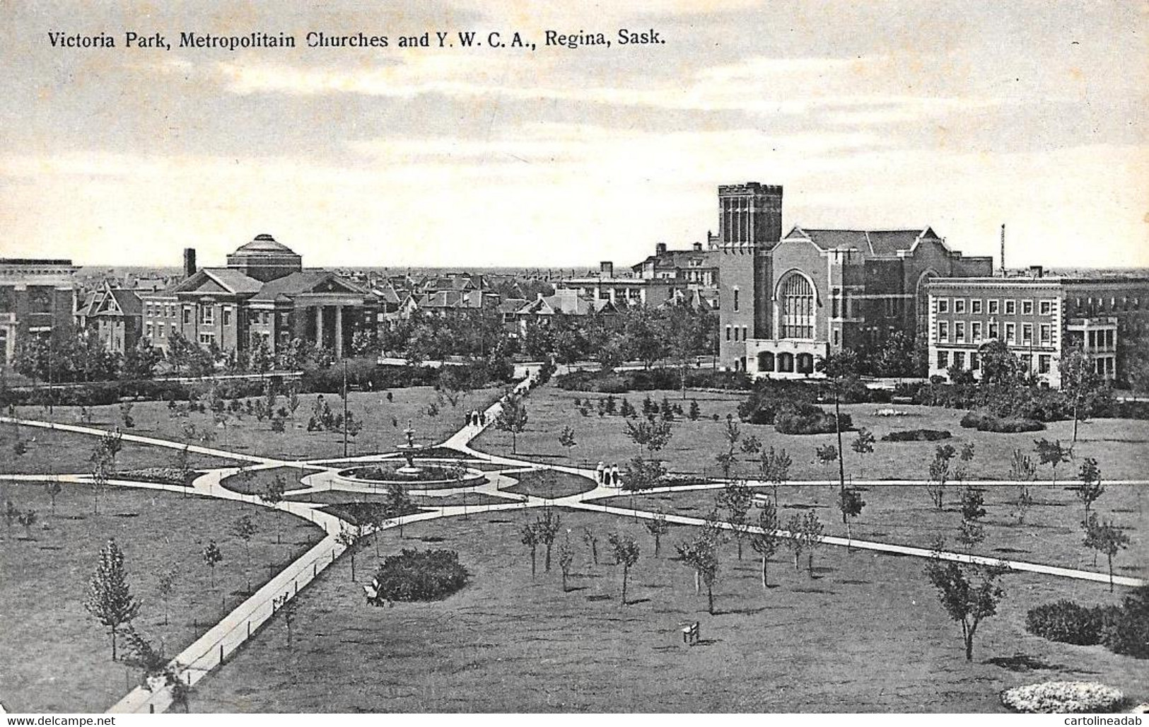 [DC12521] CPA - REGINA SASK - VICTORIA PARK - METROPOLITAN CHURCES AND Y. W. C. A. - Non Viaggiata - Old Postcard - Regina