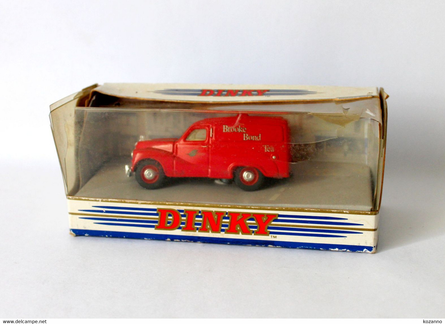 VOITURE MINIATURE - DINKY THE COLLECTION AUSTIN 1953 A40 DY-15 MATCHBOX "BROK - ECH 1/43 - MODELE REDUIT AUTOMOBILE (65) - Corgi Toys