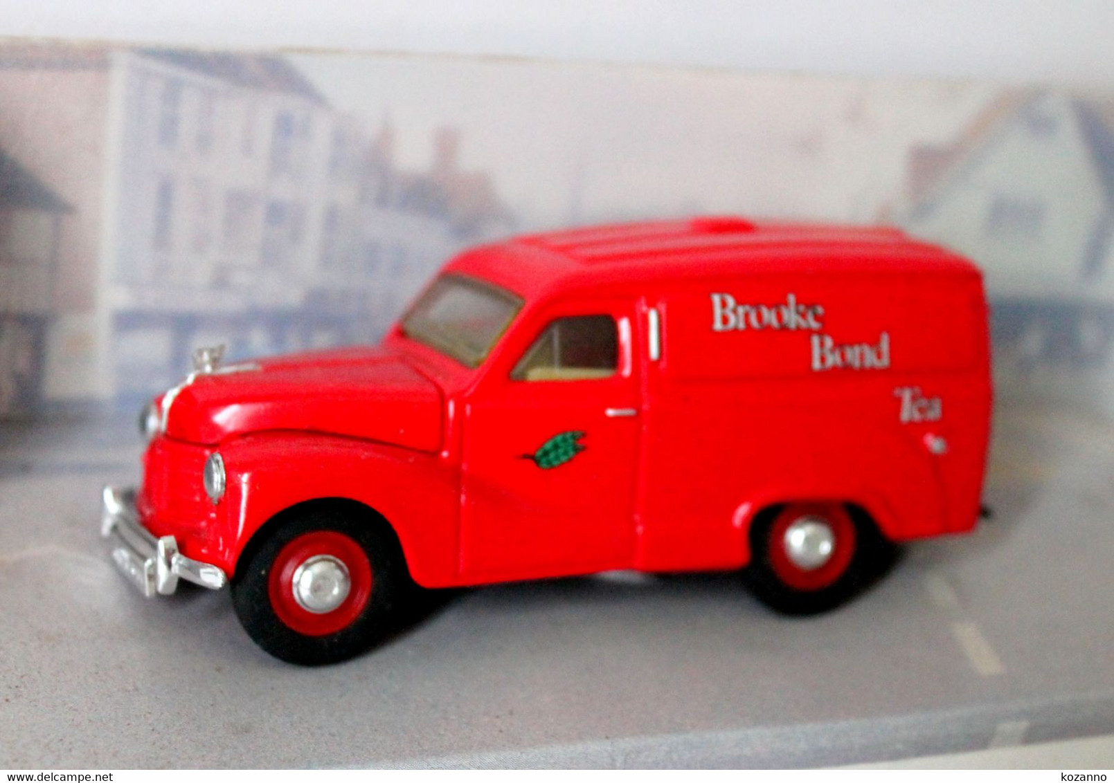 VOITURE MINIATURE - DINKY THE COLLECTION AUSTIN 1953 A40 DY-15 MATCHBOX "BROK - ECH 1/43 - MODELE REDUIT AUTOMOBILE (65) - Corgi Toys