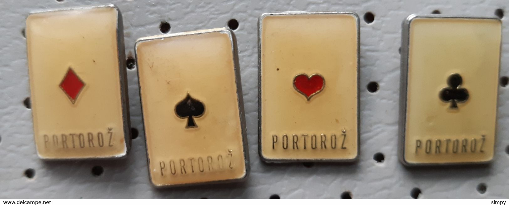 Casino Portoroz Portorose Poker Aces Asse Gambling Playing Cards Slovenia Pins Badge - Jeux