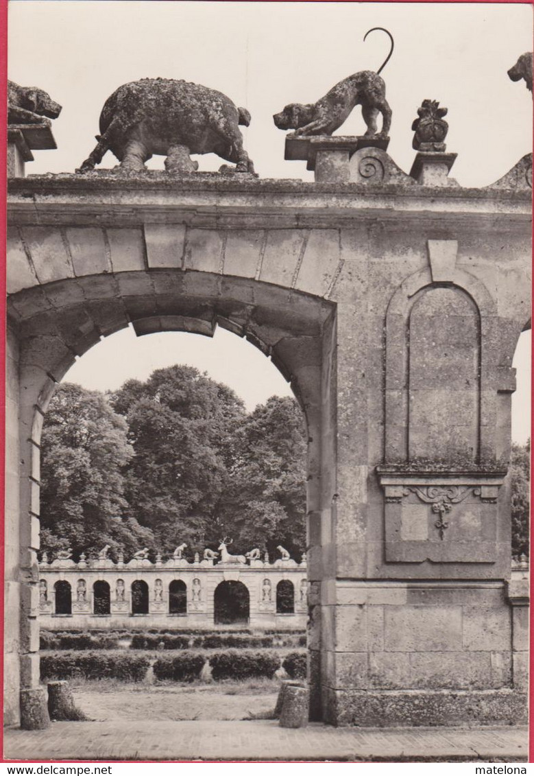 OISE CHATEAU DE RARAY LA CHASSE AU CERF ET AU SANGLIER - Raray