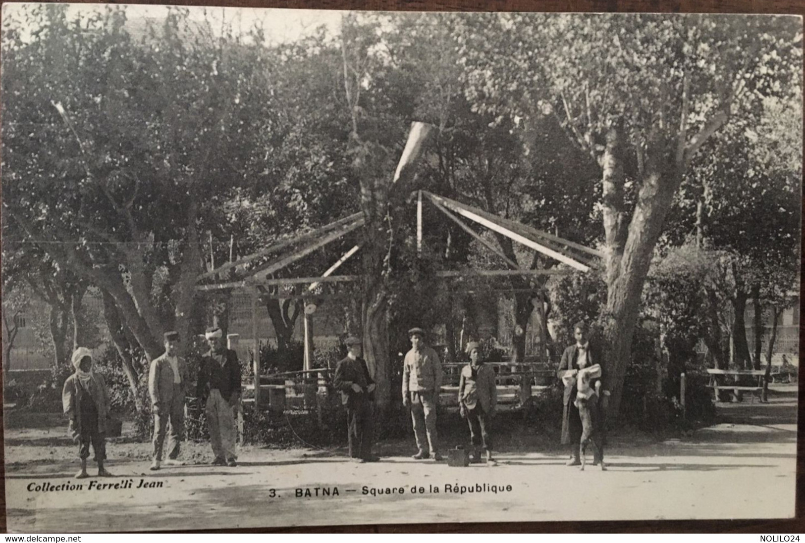 Cpa, Algérie, Batna, Square De La République, Collection Ferrelli Jean (animée, Kiosque) - Batna