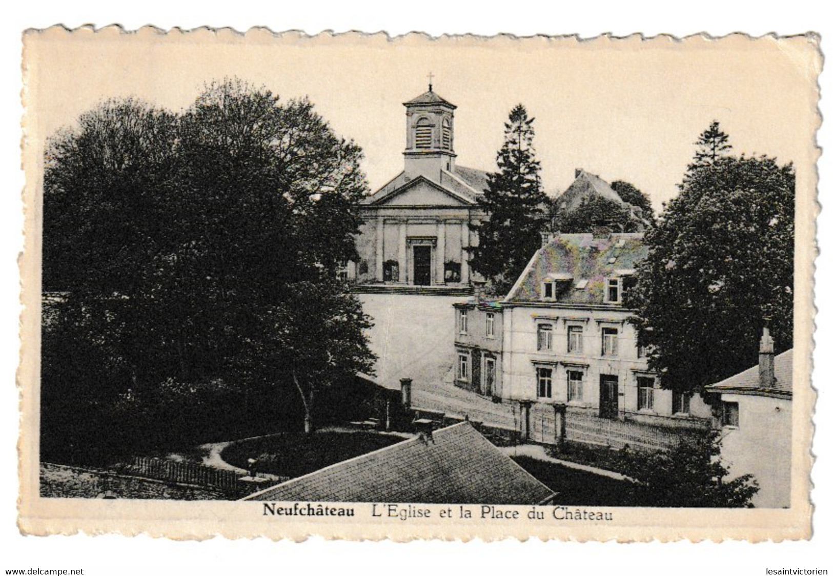 NEUFCHATEAU EGLISE ET PLACE DU CHATEAU - Neufchâteau