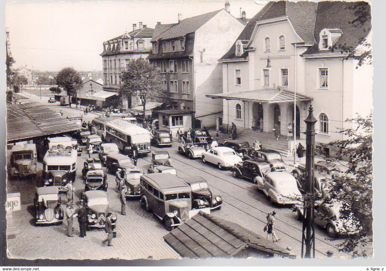 REF 541 : CPSM 68 SAINT LOUIS Frontière Franco Suisse Citroen Traction Camion Autocar - Saint Louis