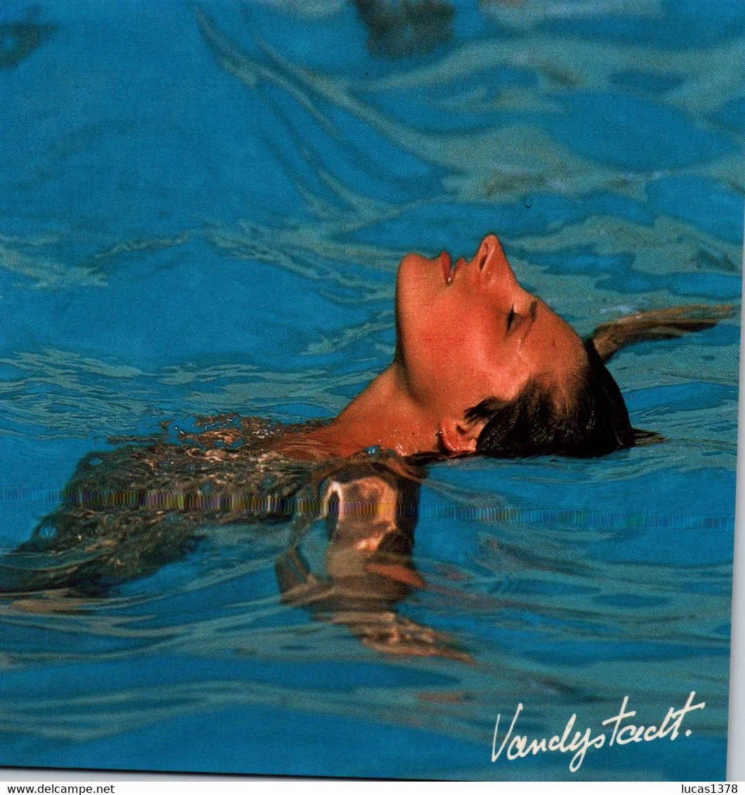 BAIN DE SOLEIL 1990 Photo Agence The Best Of VANDYSTADT N°60 NUGERON - Schwimmen