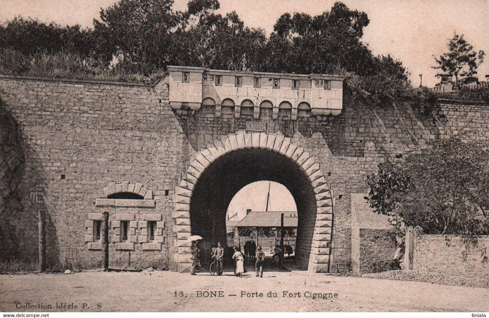 6374 CPA    BONE     PORTE DU FORT CIGOGNE       (scan Recto-verso)  Algérie - Annaba (Bône)