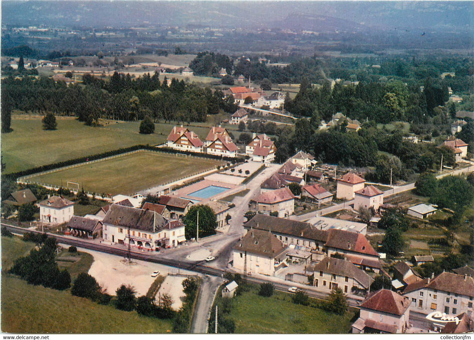 CPSM FRANCE 38 " Corbelin, Vue Aérienne Quartier De La Piscine" - Corbelin