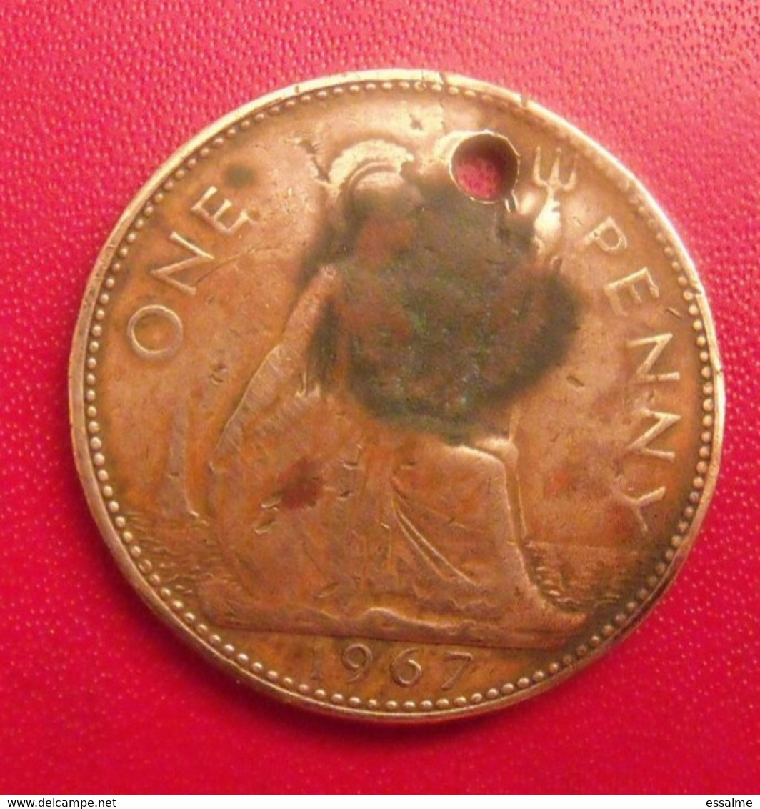 Grande-Bretagne. 1 One Penny 1967. Elizabeth II. Percée - Otros & Sin Clasificación