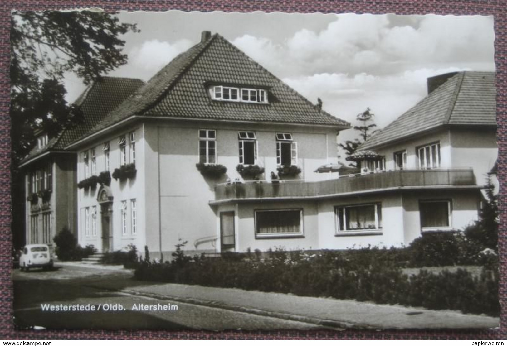 Westerstede (Ammerland) - Altersheim / Auto - Westerstede