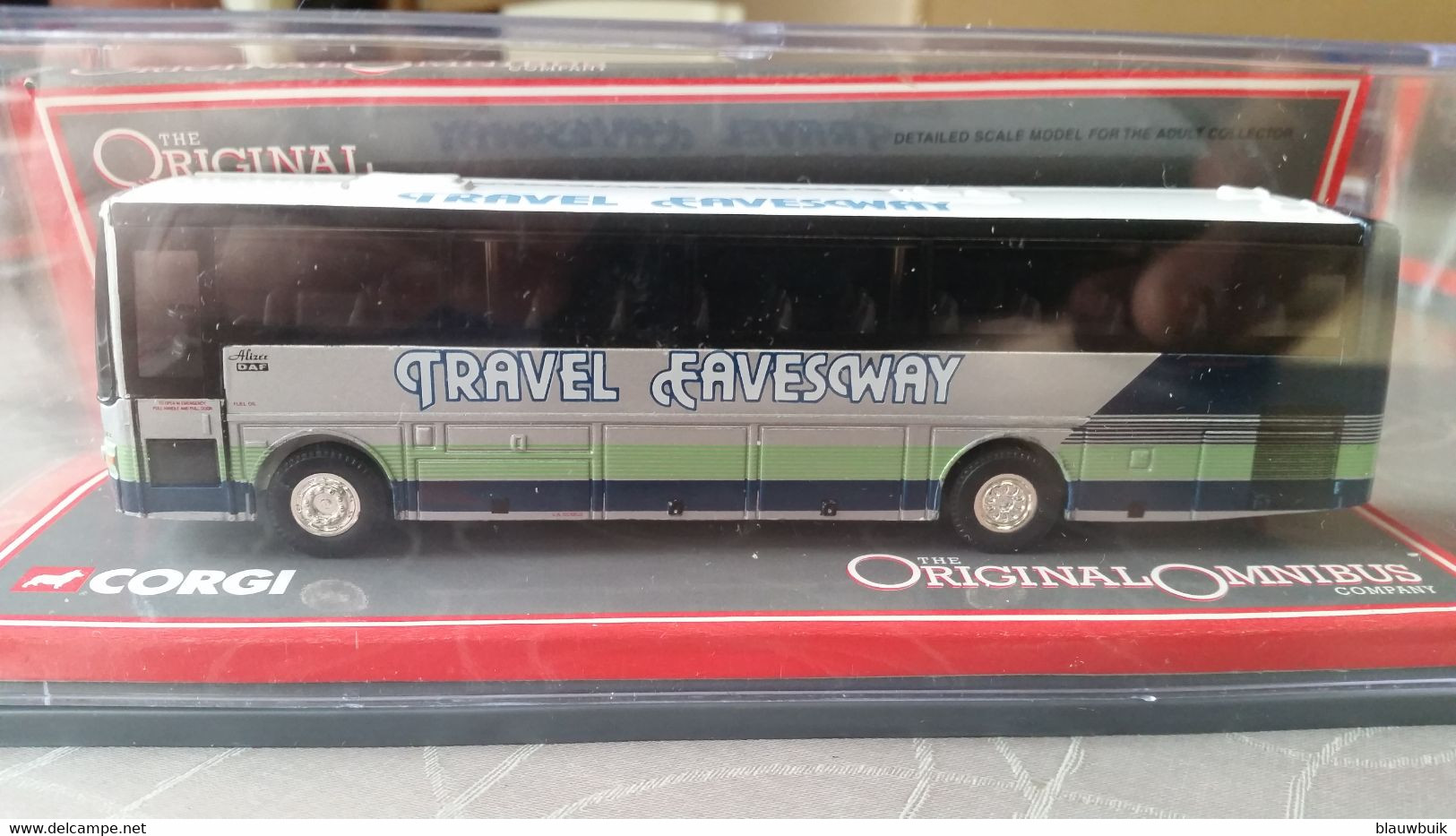 Corgi 42709 Van Hool DAF Alizee "Eavesway Travel" 1:76 - Escala 1:76