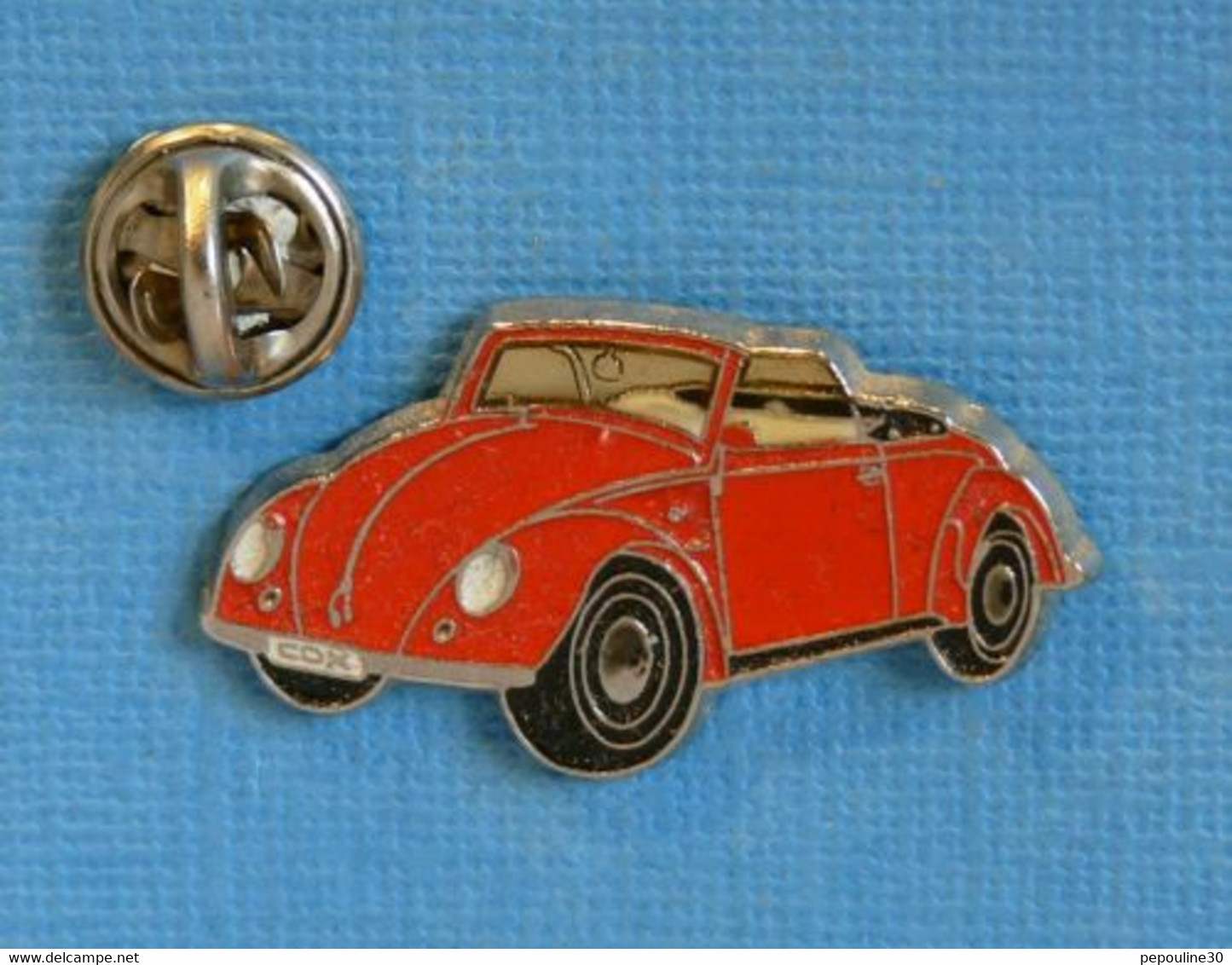 1 PIN'S //  ** WOLKSWAGEN / COCCINELLE / COX CABRIOLET ** . (Qualité Collectors Tirage - 500 © QUEBEC) - Volkswagen