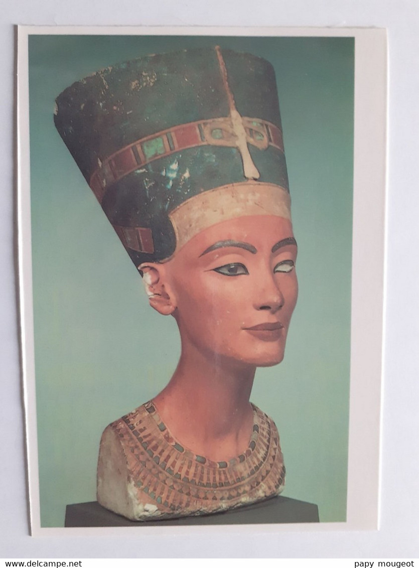 Nefertity - Buste - Musée De Berlin - Format 15.5 X 11 Cms - Museos