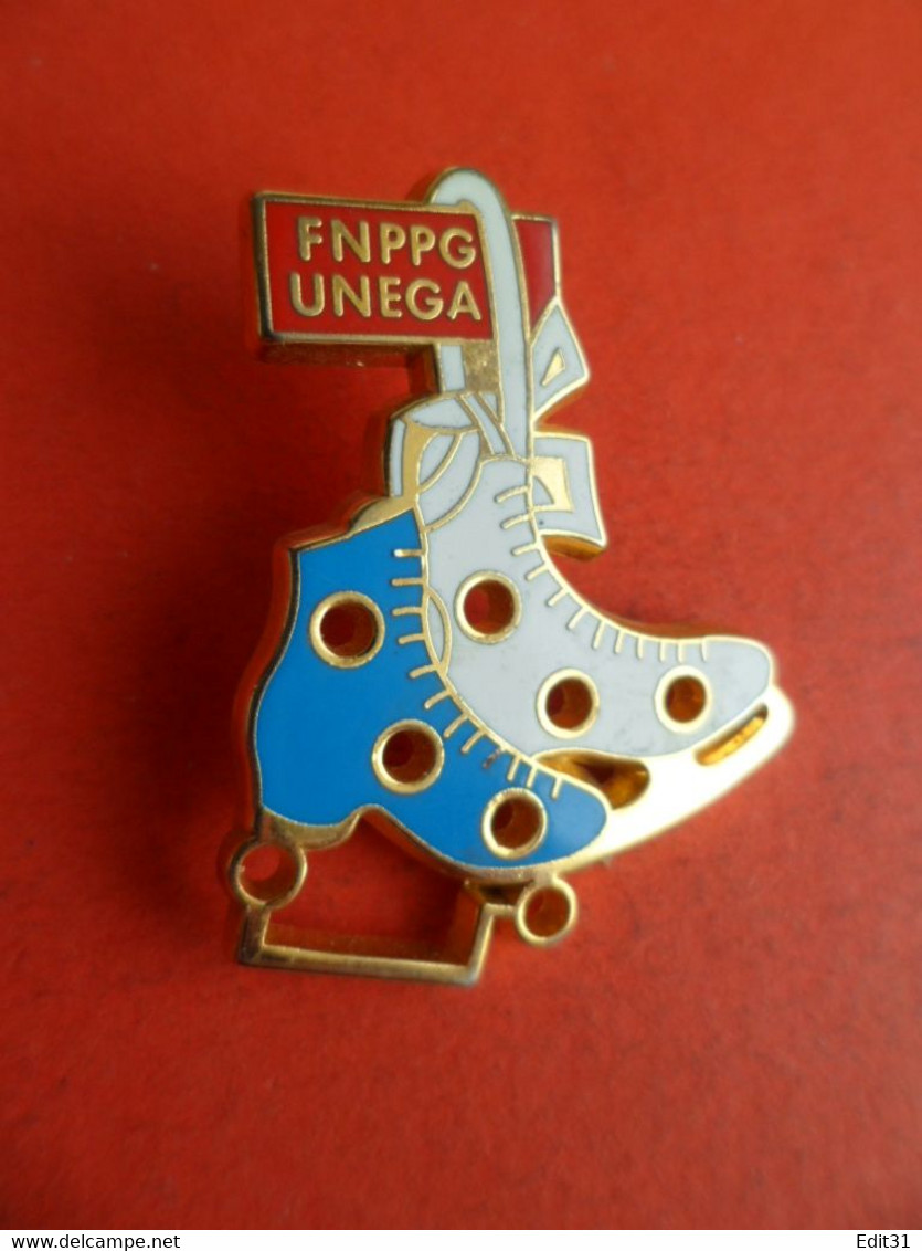Pins émail -  FNPPG - UNEGA - Patinage Artistique -  Signé Fraisse - Skating (Figure)