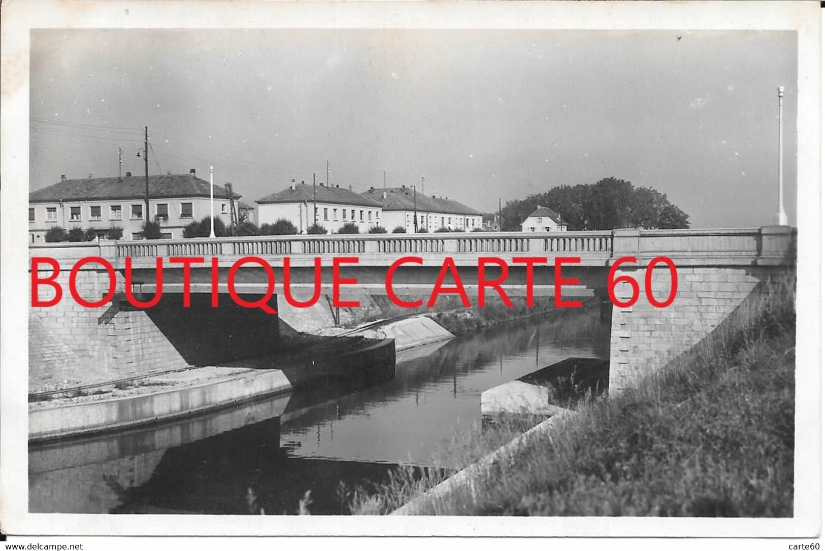 68 - HUNINGUE - PONT CANAL - Huningue