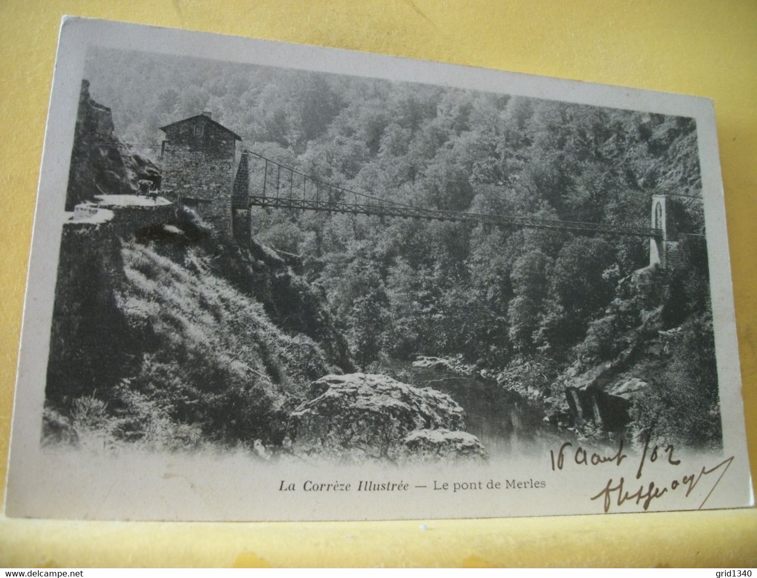 19 6466 LOT DE 5 CPA DIFFERENTES SUR LE CHATEAU ET LE PONT DE MERLE EN CORREZE.