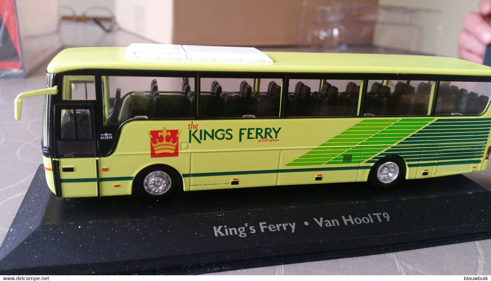 Atlas Editions SCANIA L94 Van Hool Alizee T9 "the King's Ferry " 1:76 - Schaal 1:76