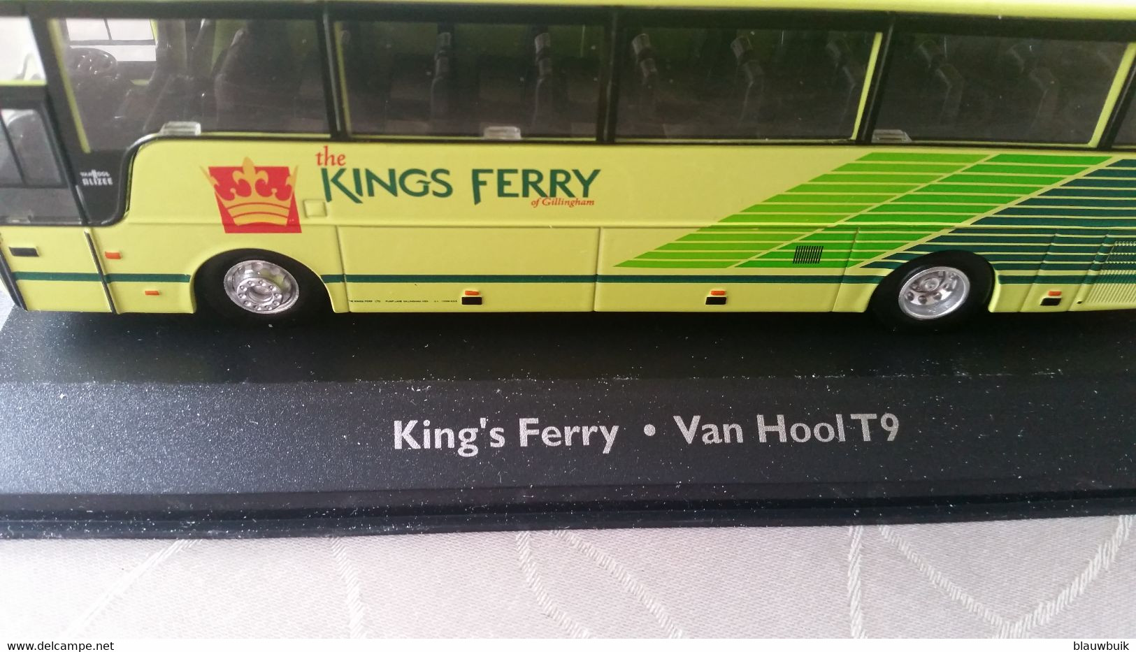 Atlas Editions SCANIA L94 Van Hool Alizee T9 "the King's Ferry " 1:76