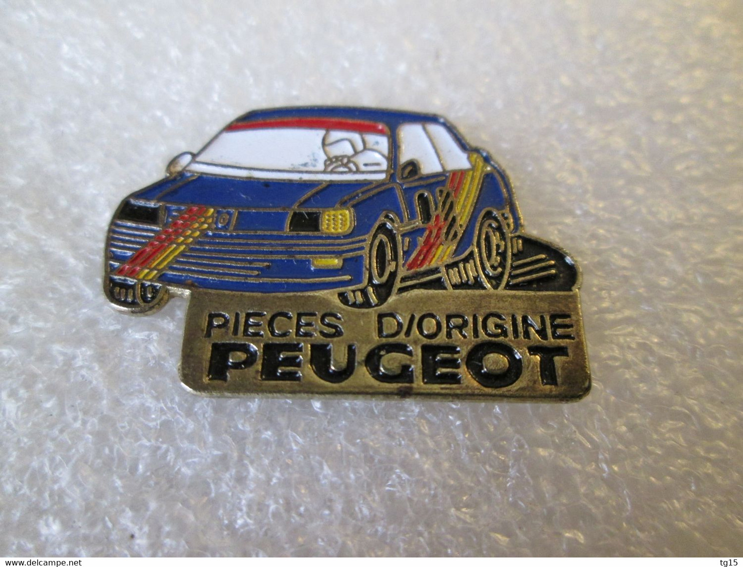 PIN'S      PEUGEOT  309   RALLYE  PIECES D ORIGINE   Version Sans Epoxy - Peugeot