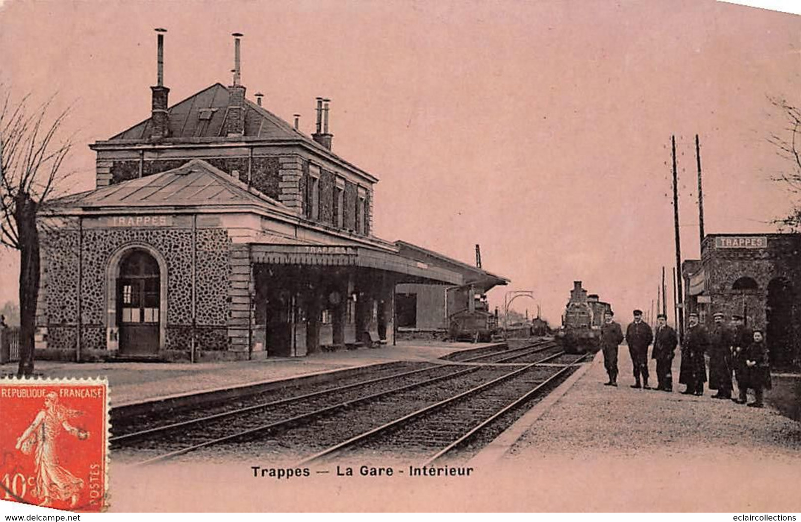 Trappes           78             Intérieur De La Gare    - 2 -    ( Voir Scan) - Trappes