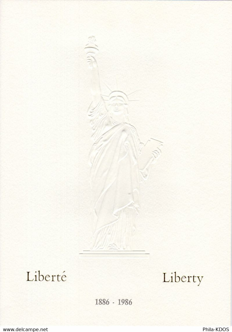 100 ANS DE LA STATUE DE LA LIBERTE Sur Encart 1° Jour En Soie 4 Pages De 1986 Avec Le N° YT 2421 + Le Timb US - Monumenti