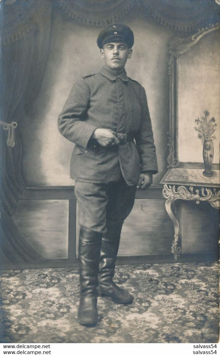 Carte-Photo  : Portrait Militaire - Allemand En Studio (BP) (4) - War, Military