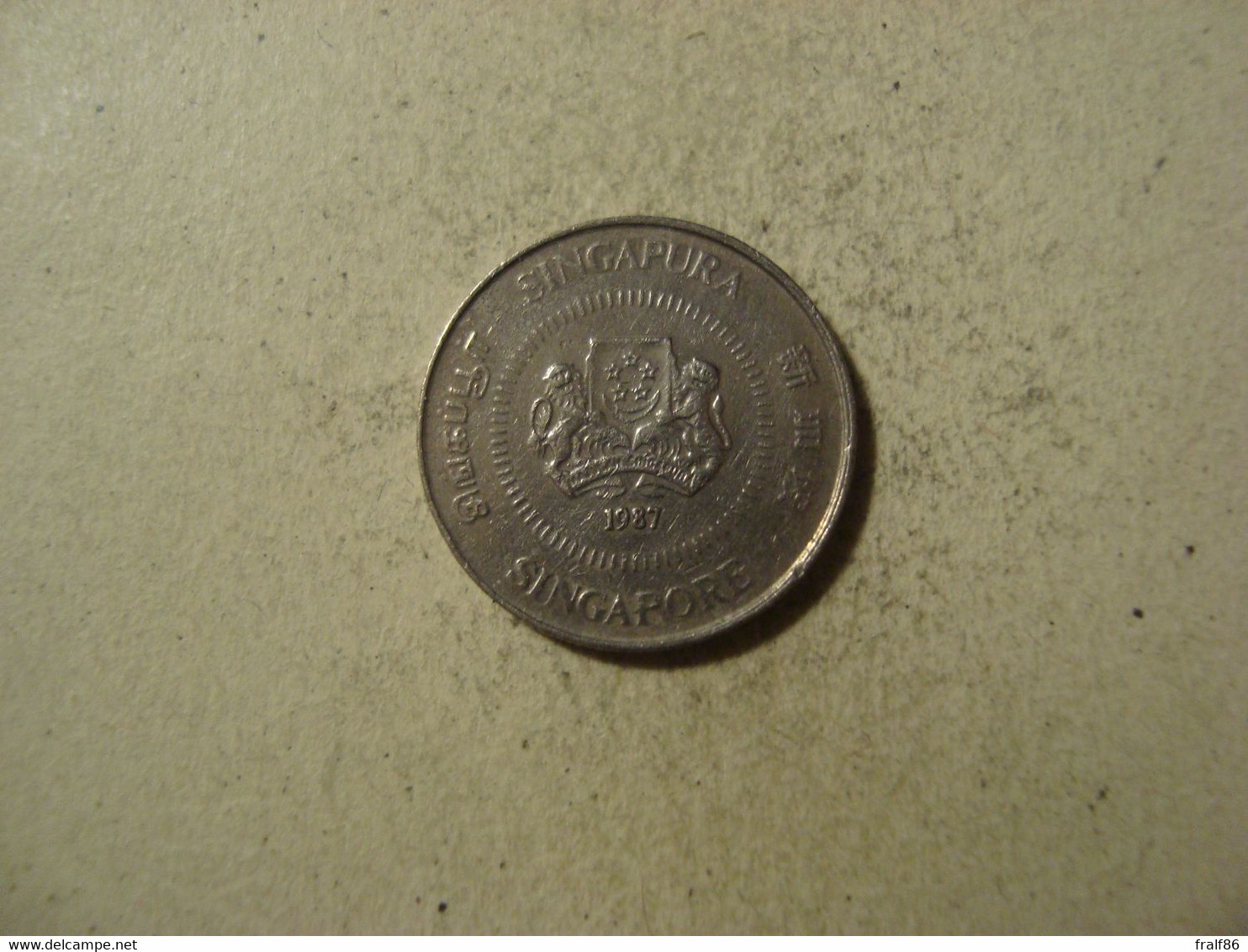 MONNAIE SINGAPOUR 10 CENTS 1987 - Singapour