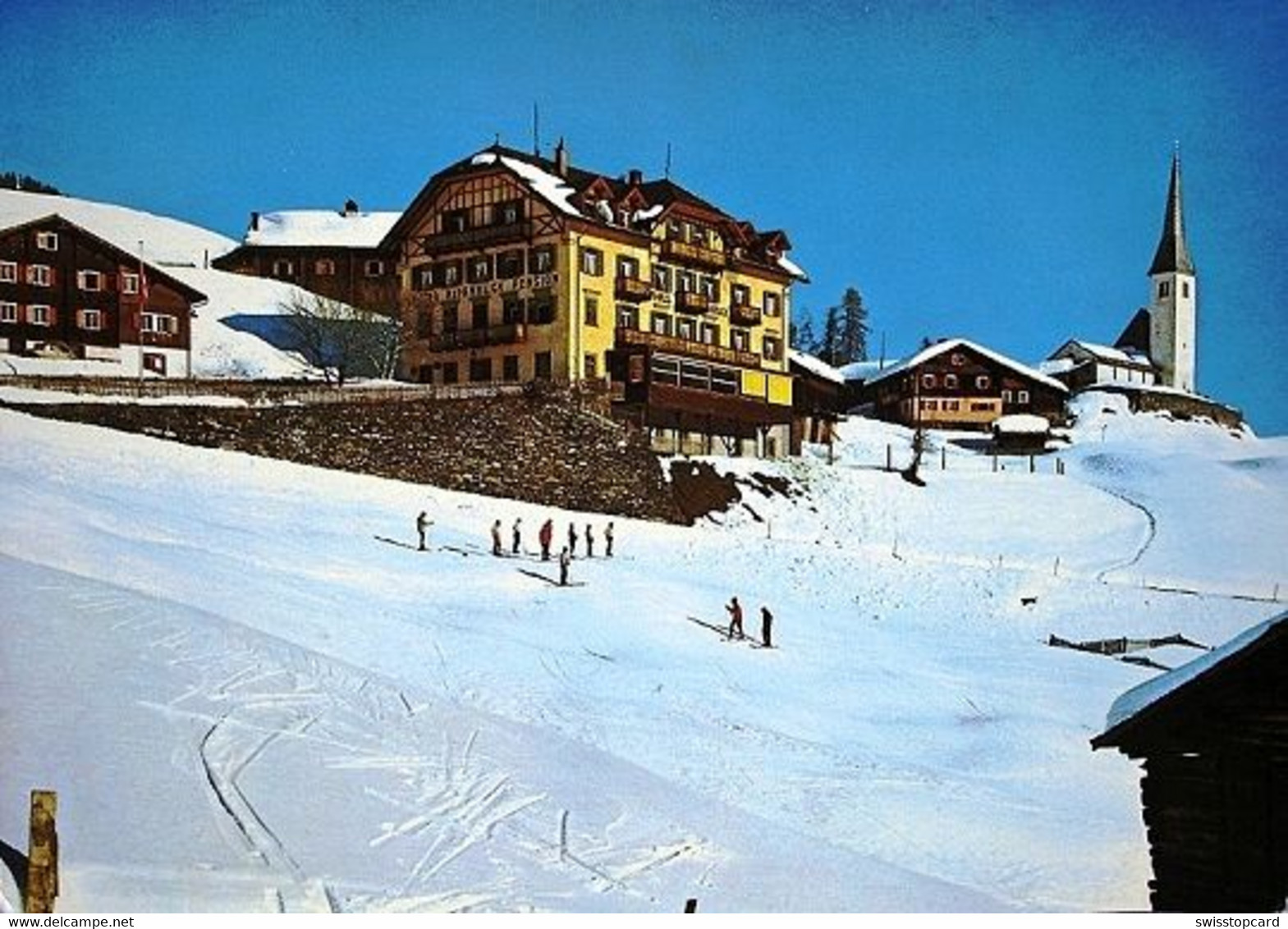 TENNA GR Hotel Alpenblick Skifahrer - Tenna