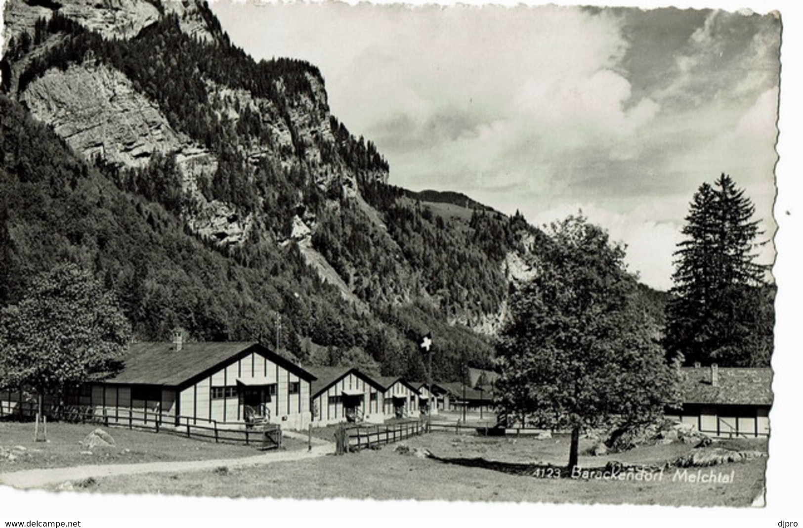 4123 Barackendorf Melchtal - Dorf