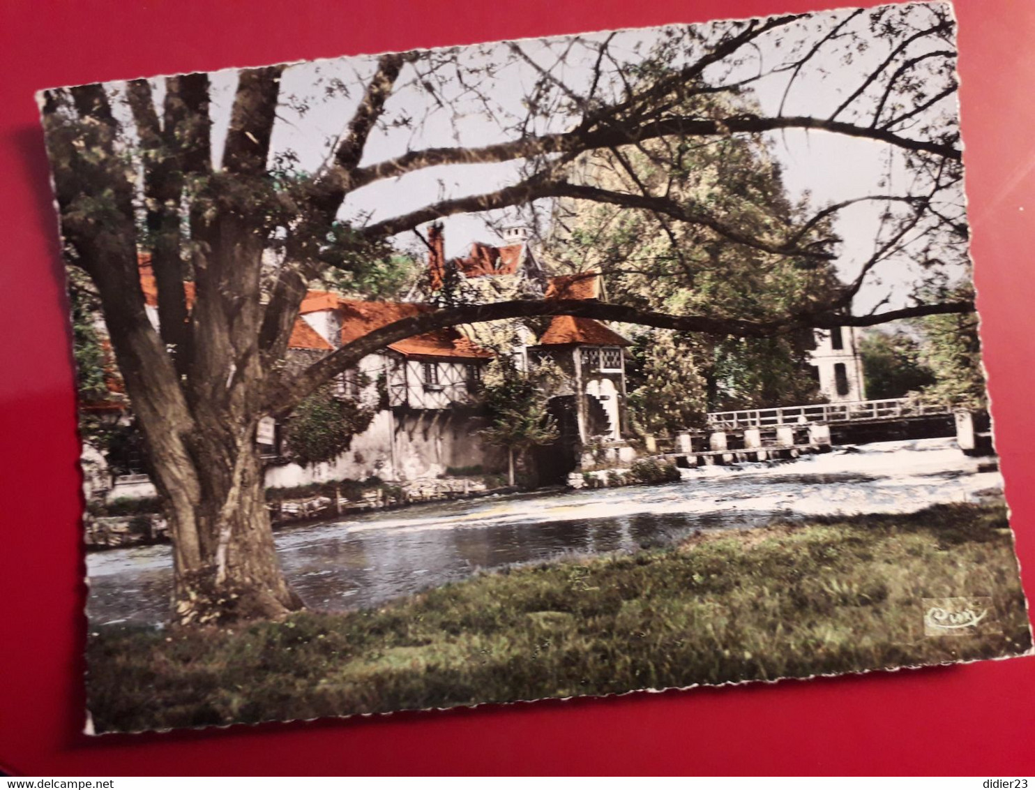 FOURGES HOSTELLERIE DU MOULIN LES BORDS DE L'EPTE - Fourges