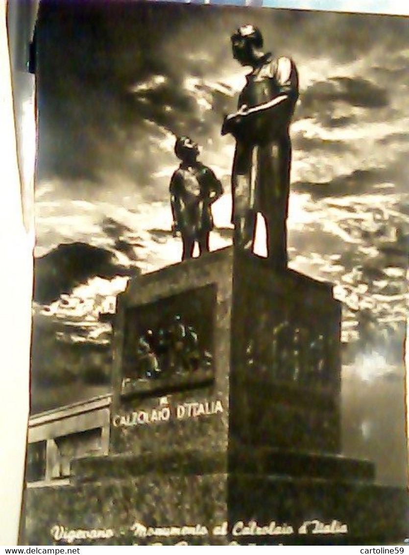 VIGEVANO  MONUMENTO AL CALZOLAIO D'ITALIA   N1955  HY4174 - Vigevano