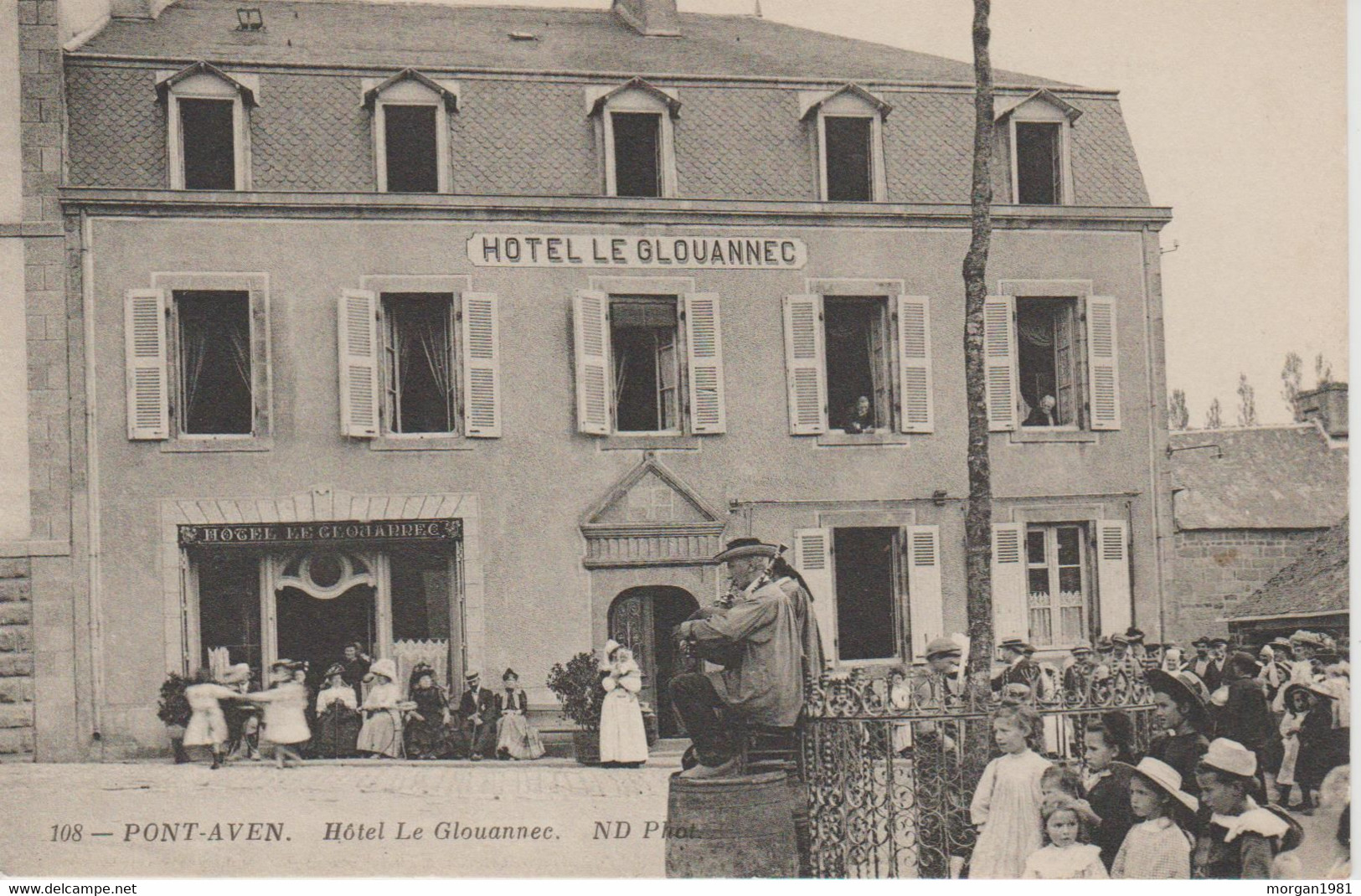 HOTEL          LE GLOUANNEC.    CONCERT - Pont Aven