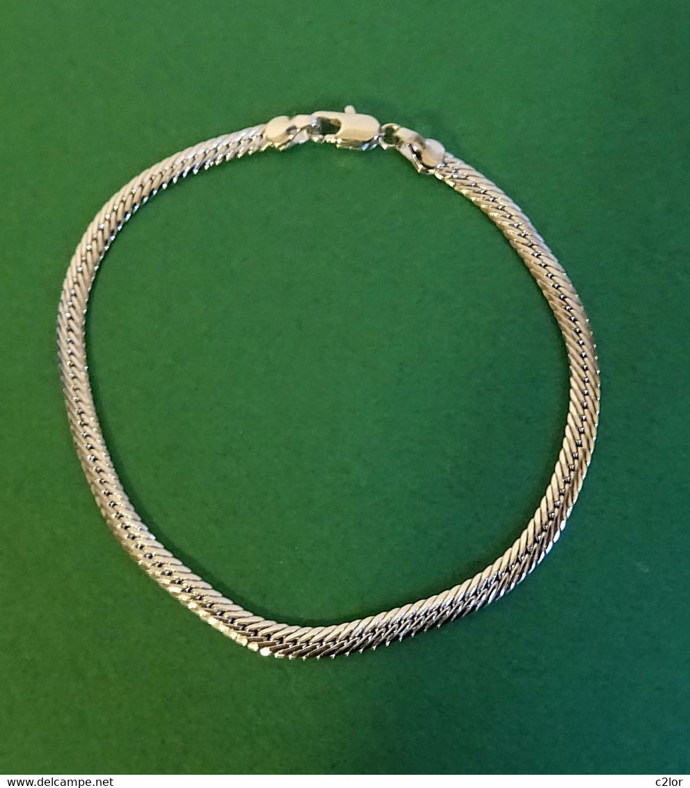 Bracelet Maille Plate En Métal Argenté De Bonne Qualité (J) - Armbänder