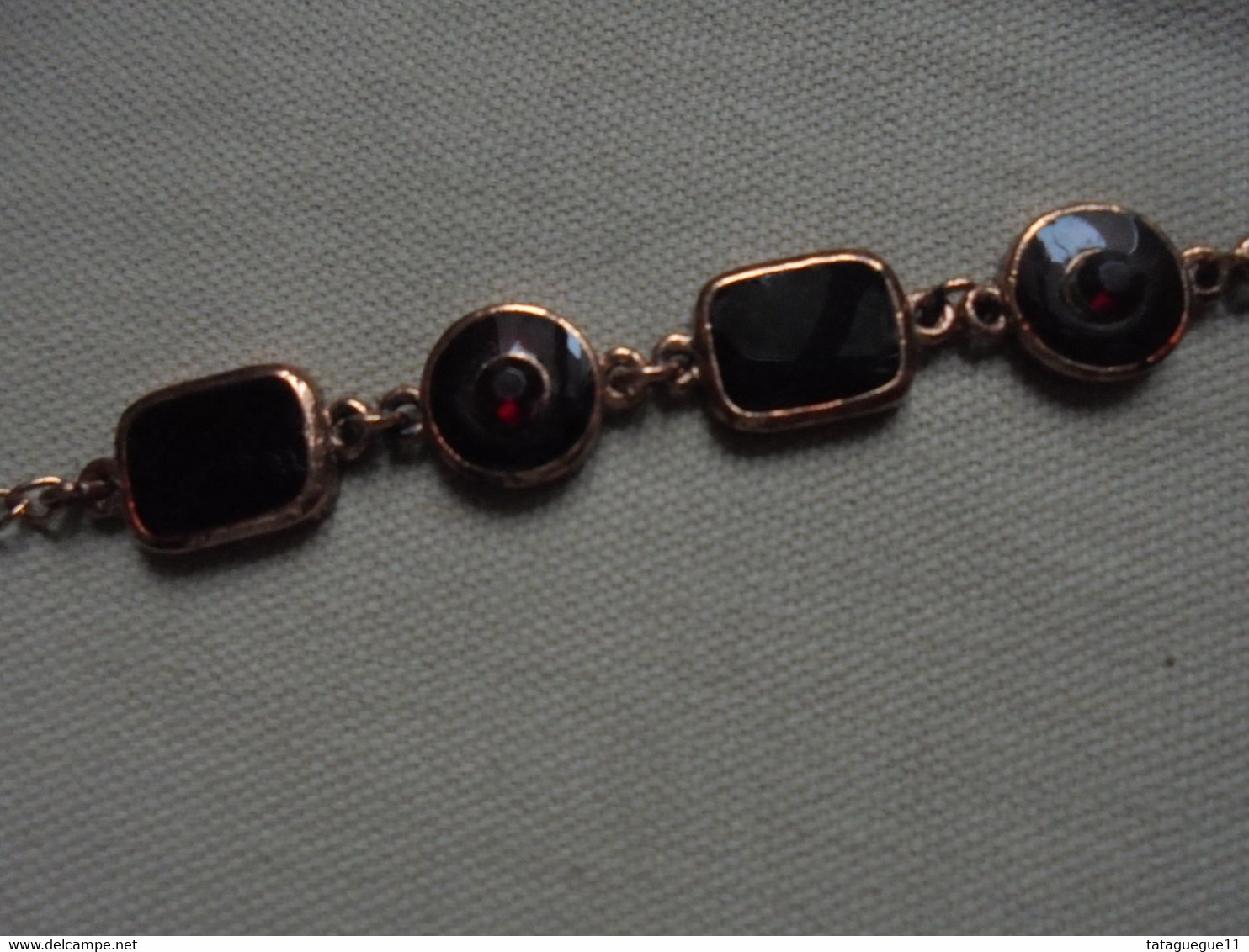 Vintage - Bijou fantaisie - Bracelet rouge noir
