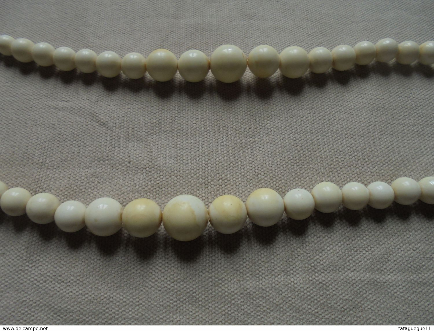 Vintage - Bijou fantaisie - Collier 2 rangs de perles (plastique)