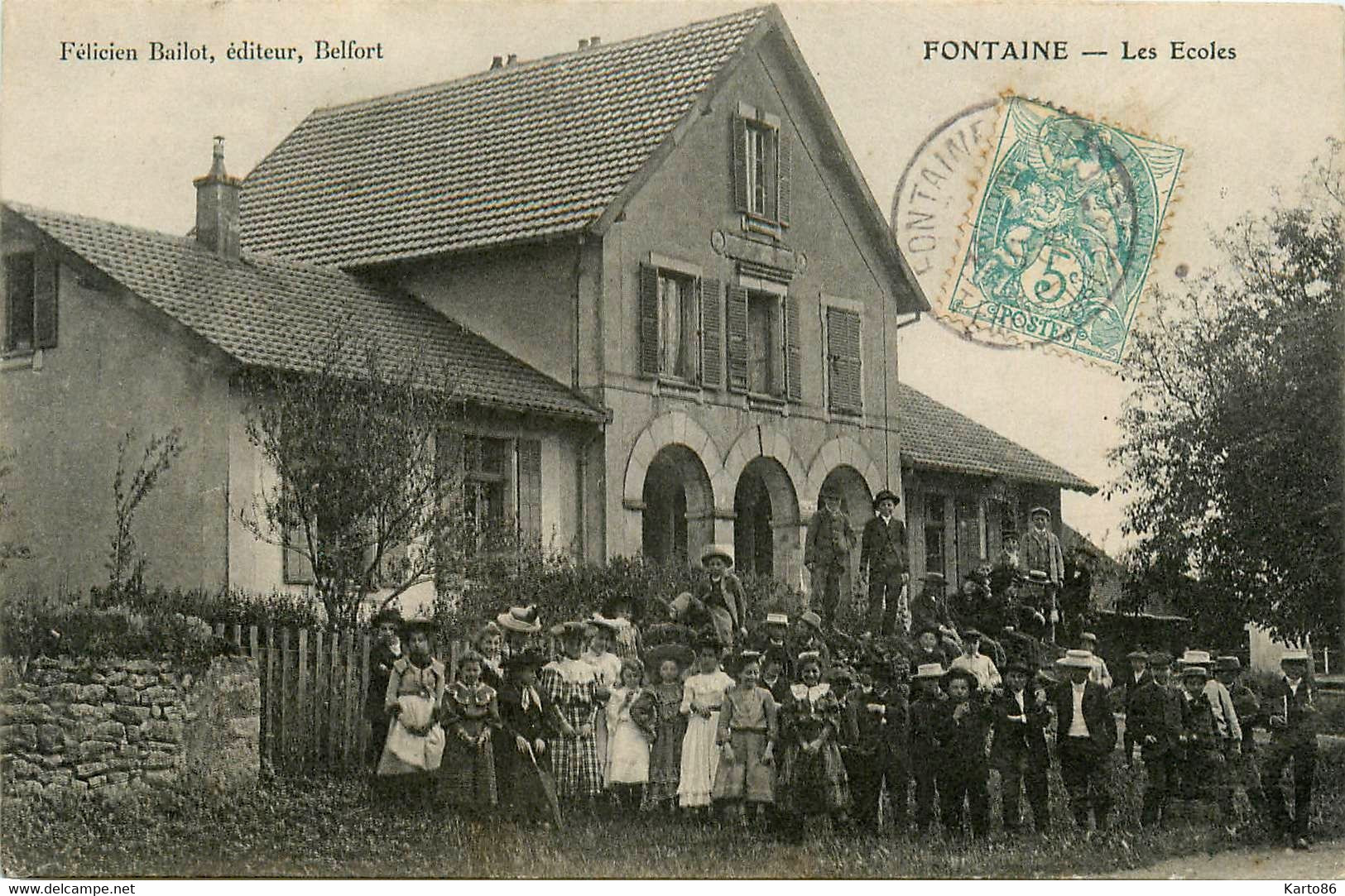 Fontaine * Les écoles * école * Groupe D'enfants - Fontaine