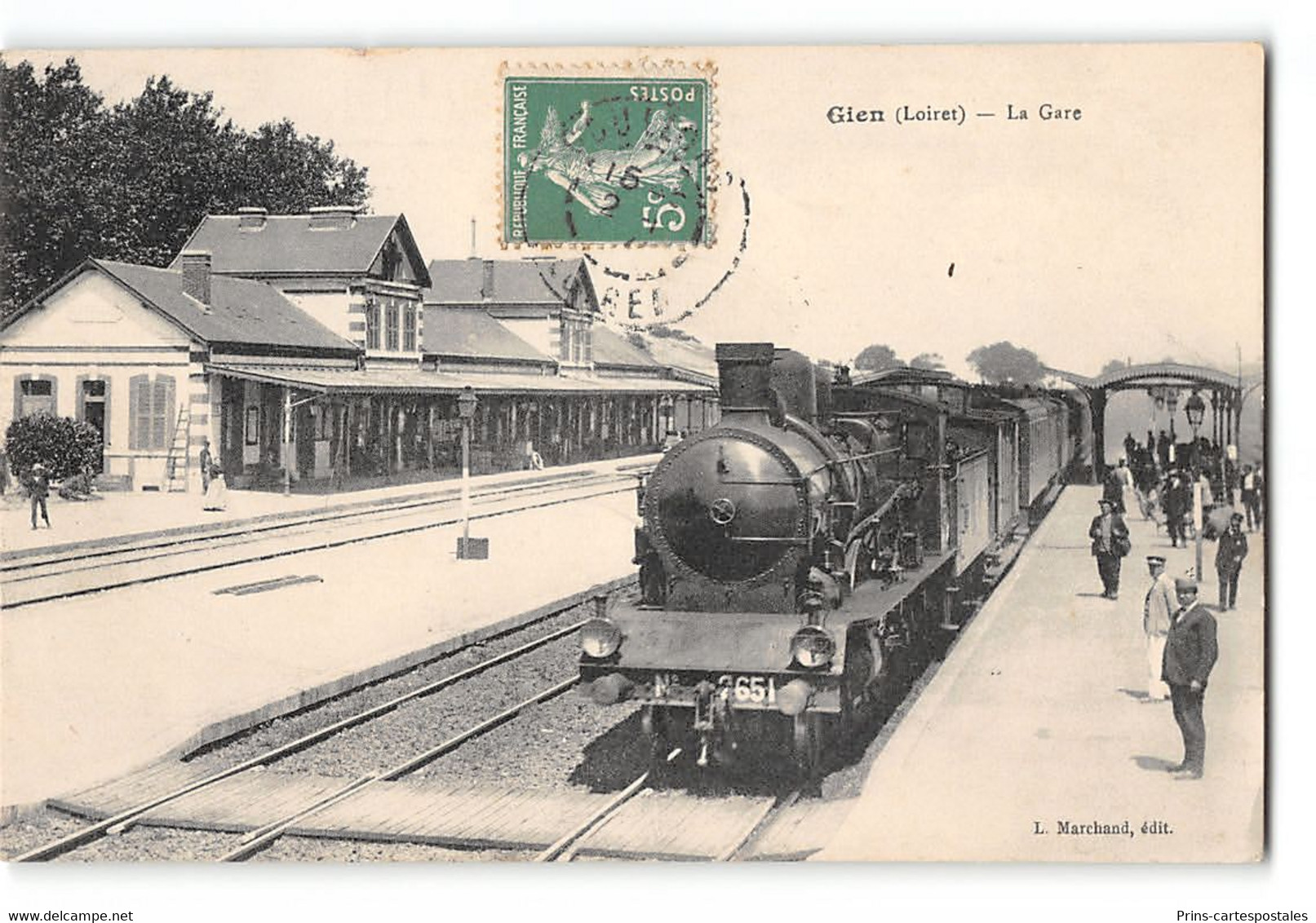 Lot de 50 cpa France - Theme Chemins de Fer - Trains - Tramways