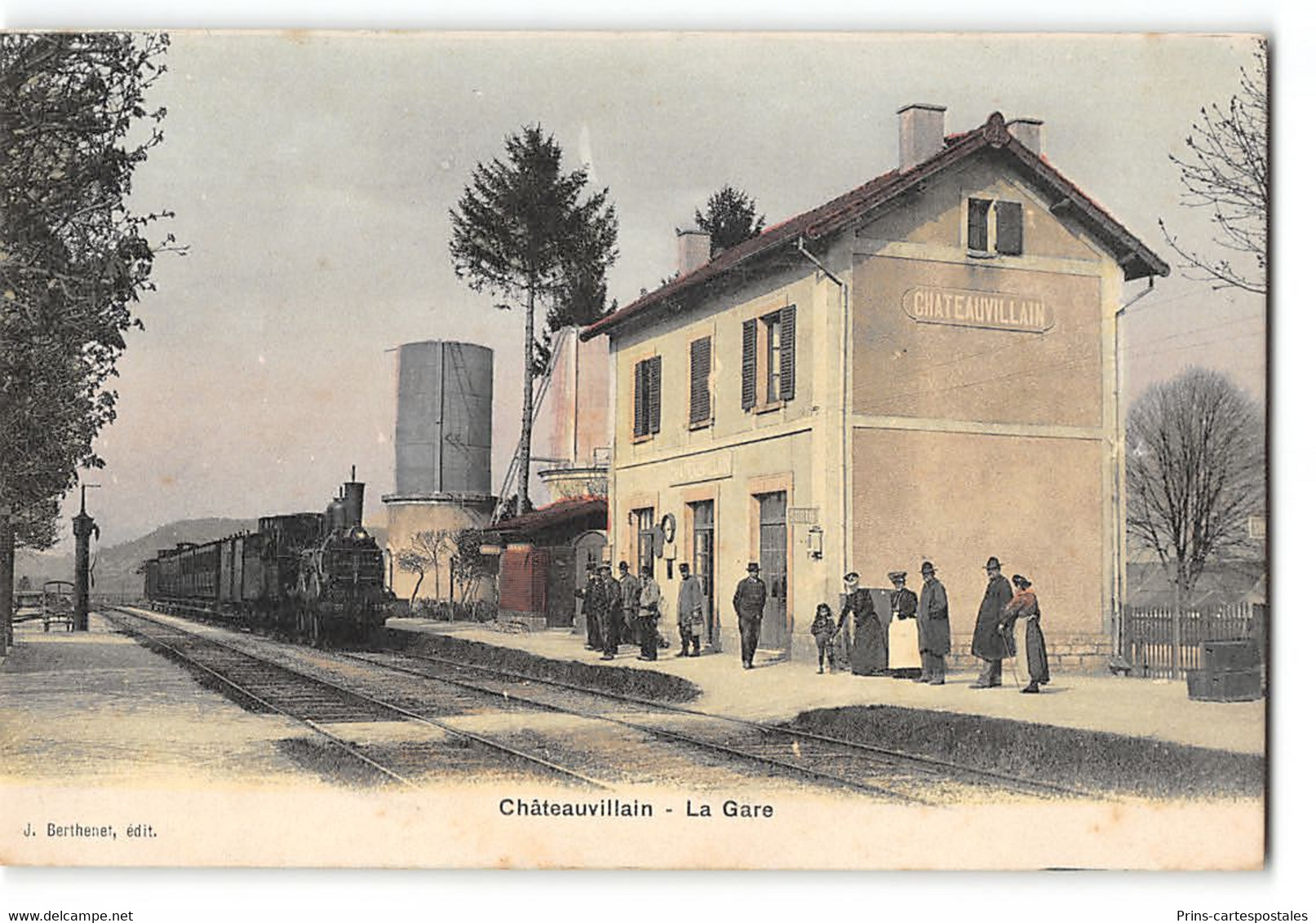 Lot de 50 cpa France - Theme Chemins de Fer - Trains - Tramways