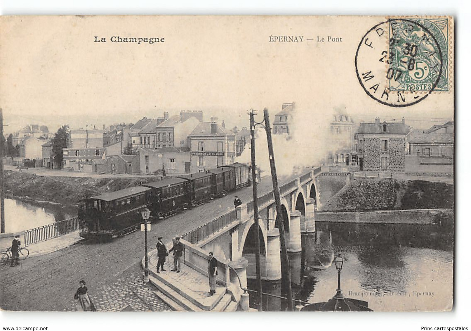 Lot de 50 cpa France - Theme Chemins de Fer - Trains - Tramways