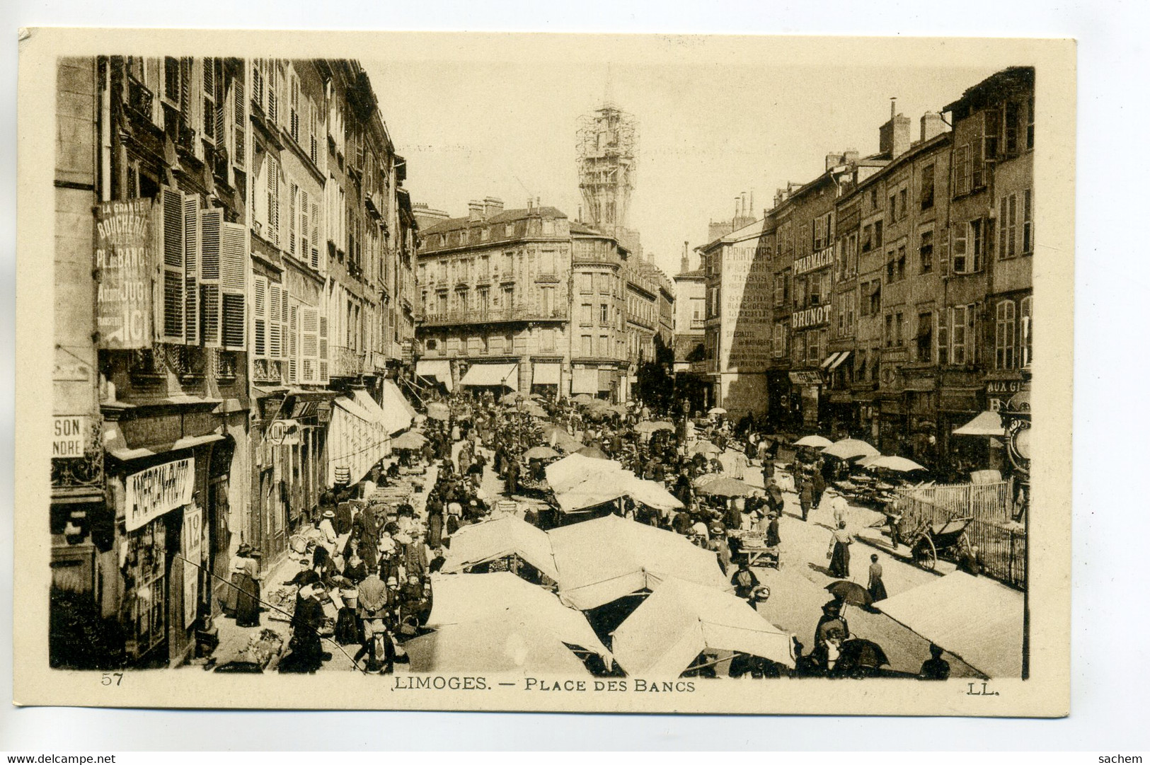 87 LIMOGES   Le Marché Dans La Rue Place Des Bancs  1930 S     /D08-2017 - Limoges