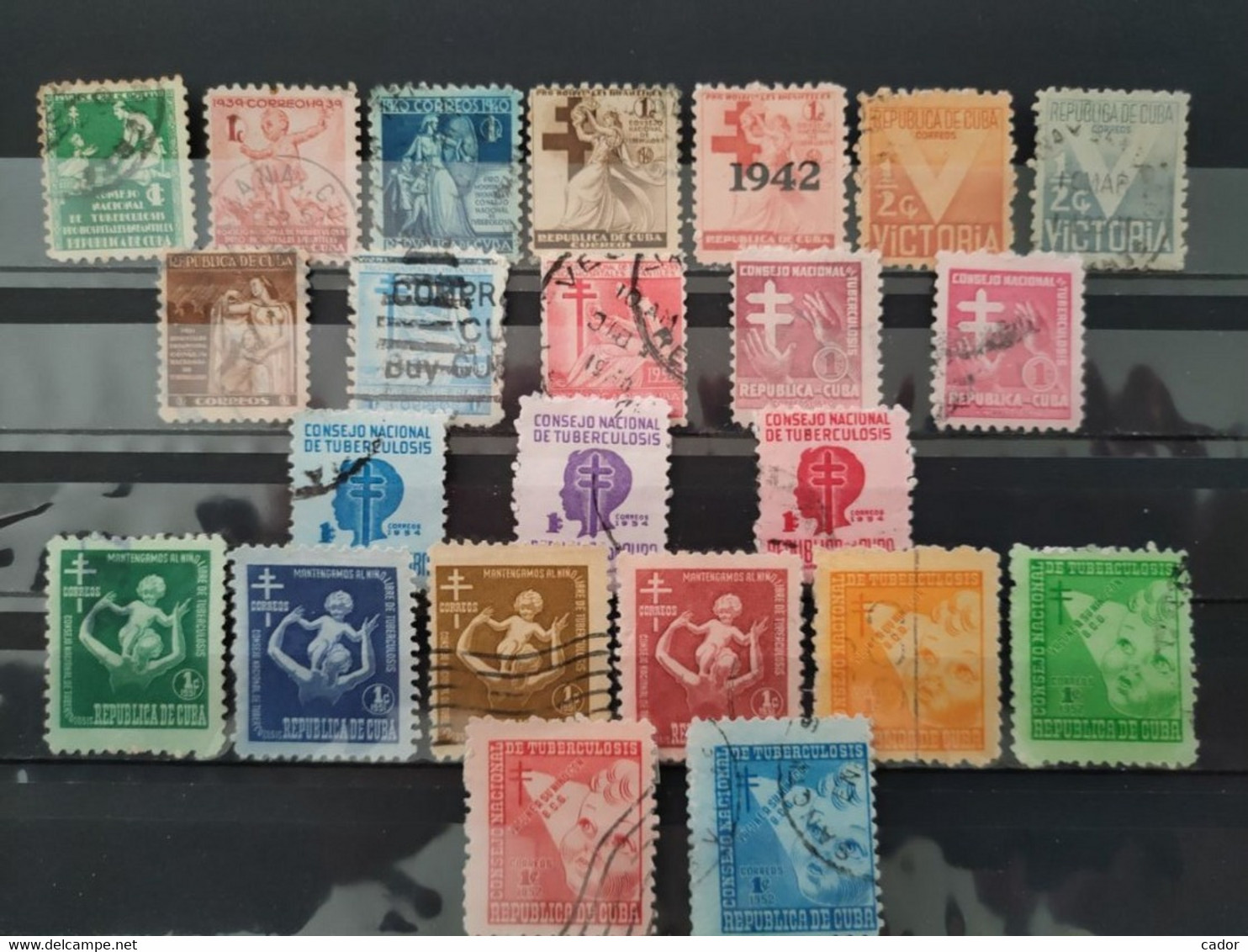 CUBA - Lot 23 Timbres De Bienfaisance (voir Scan) - Liefdadigheid