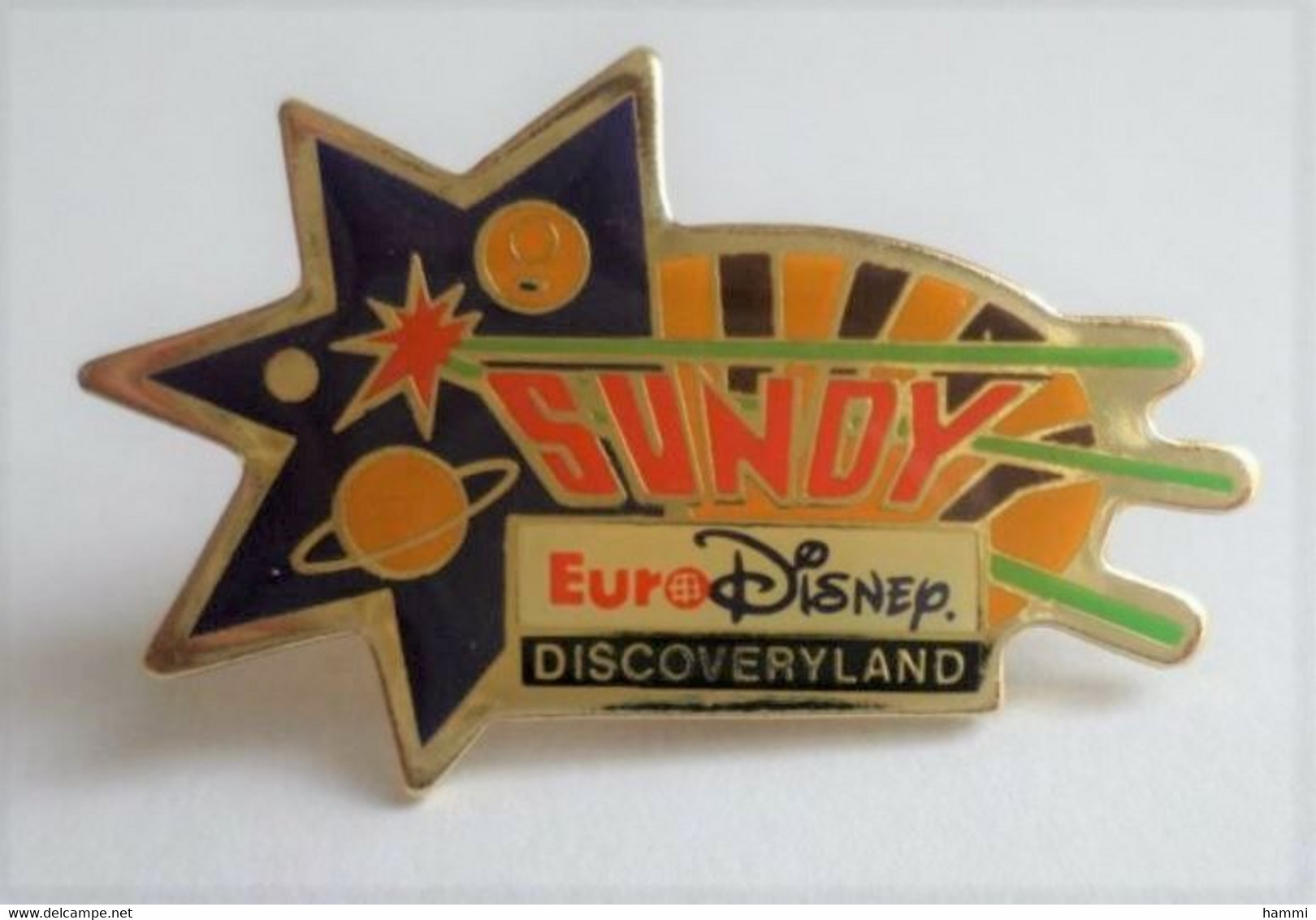 BD248 Pin's DISNEY SUNDY EURODISNEY DISCOVERYLAND Espace Space Saturne Achat Immédiat - Space