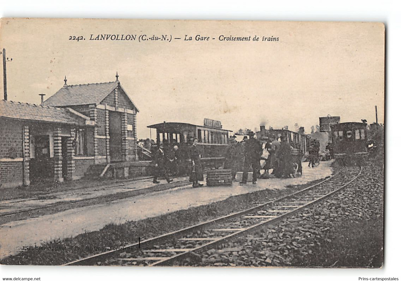 CPA 22 Lanvollon La Gare Croisement Des Trains - Lanvollon