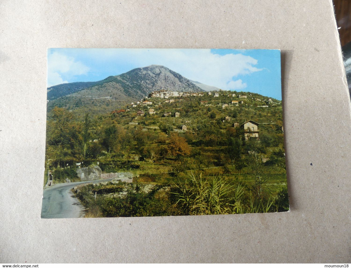 Belcédère Vue Générale La Colline De Très Grous - Belvédère