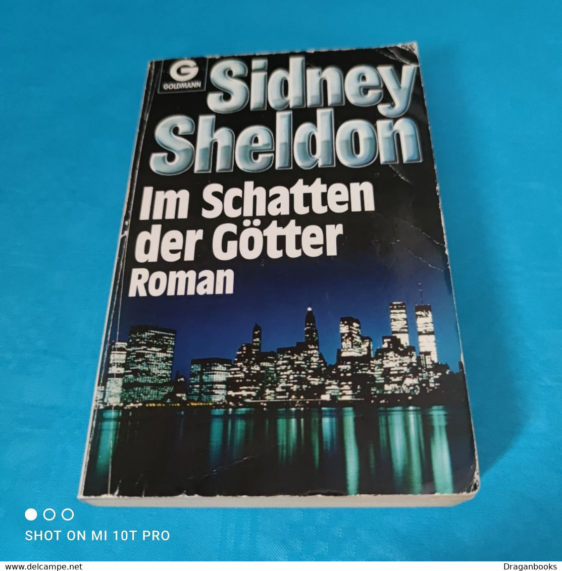 Sidney Sheldon - Im Schatten Der Götter - Thriller