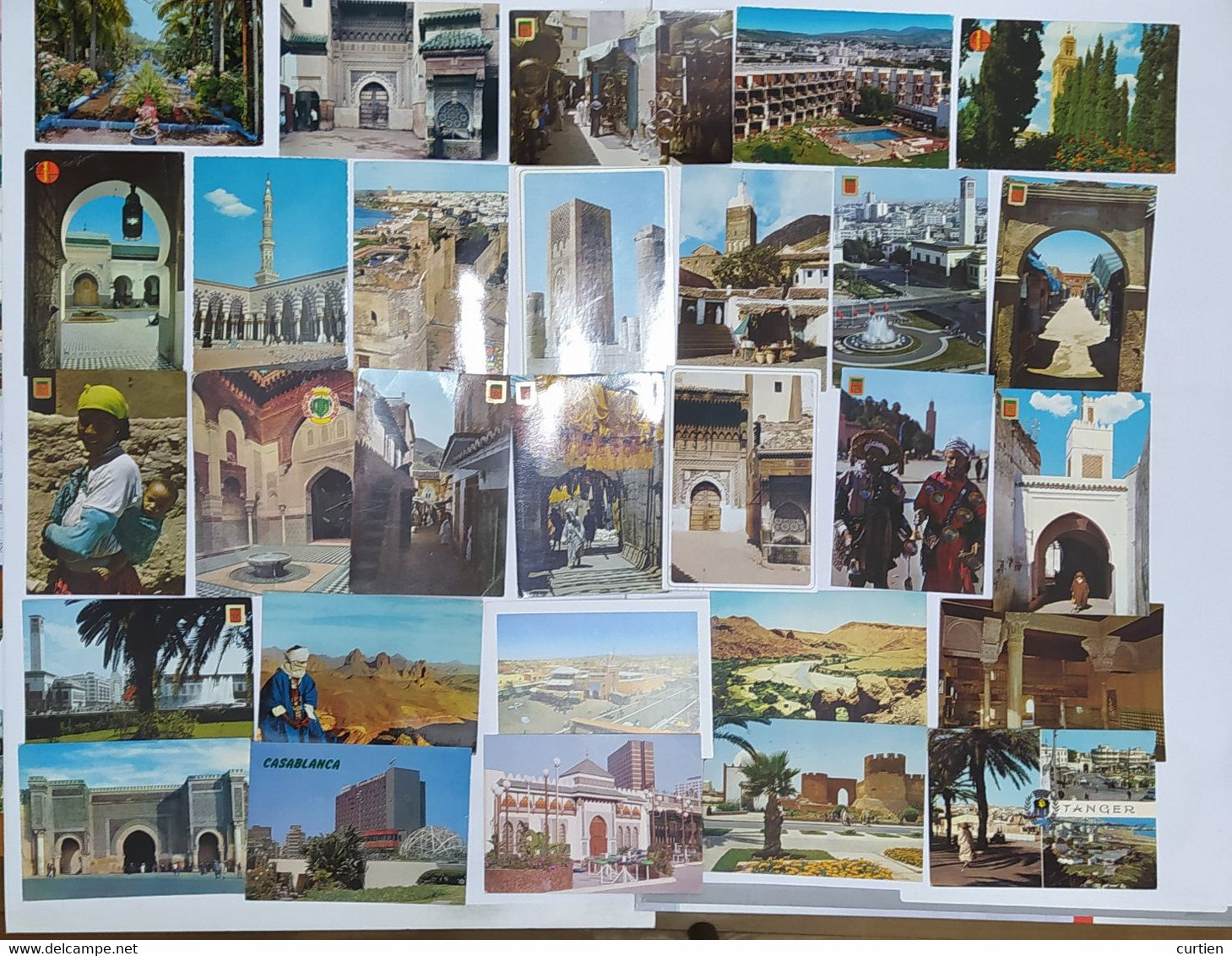 MAROC . lot de plus de 220 cartes postales (  pour détails voir + 7 photos ou 160 cartes )