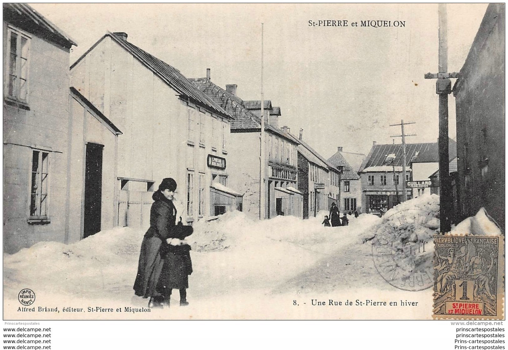 CPA Saint Pierre Et Miquelon Une Rue De St Pierre En Hiver - Saint-Pierre-et-Miquelon